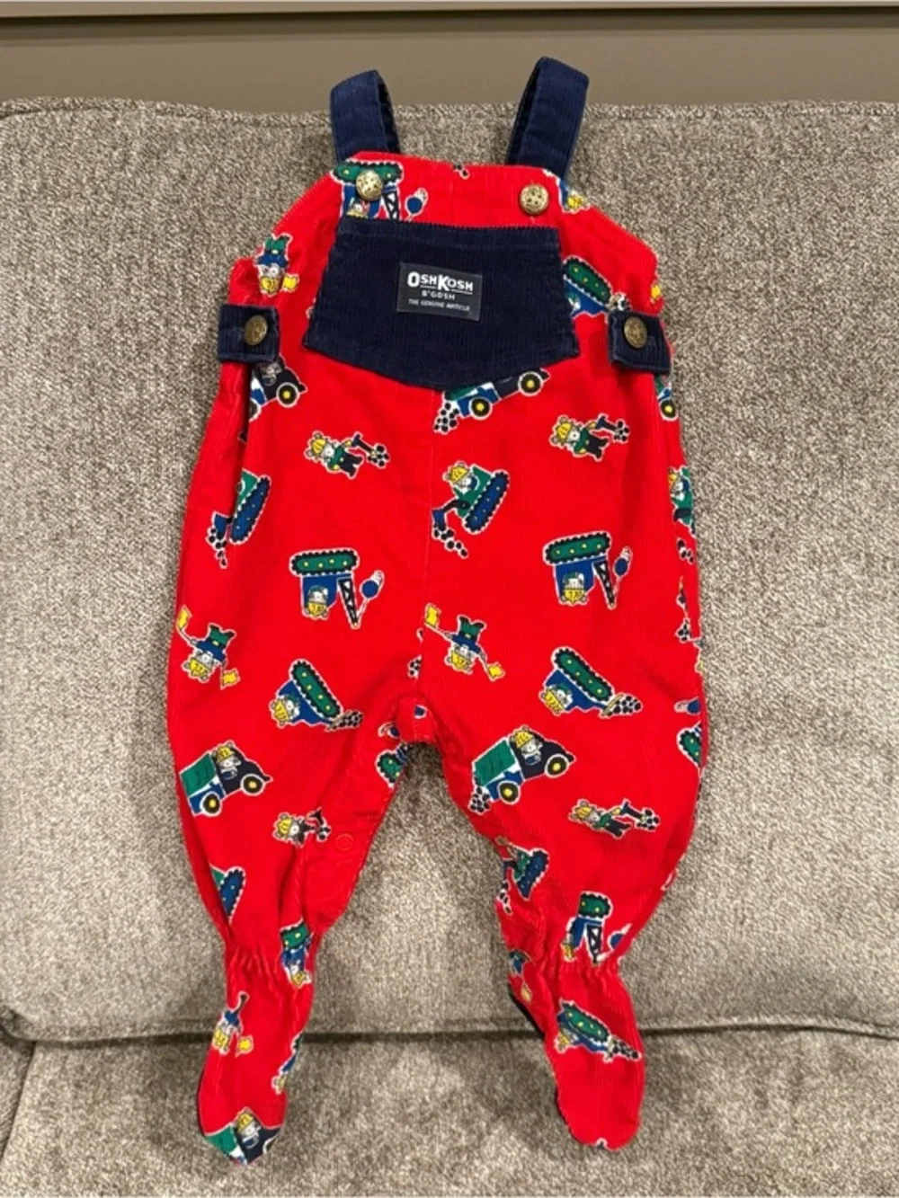 Vintage Oshkosh B’gosh vestbak genuine article red/blue construction overalls